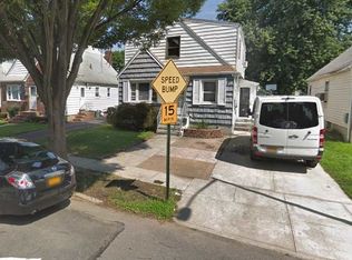 246-15 87th Ave, Jamaica, NY 11426