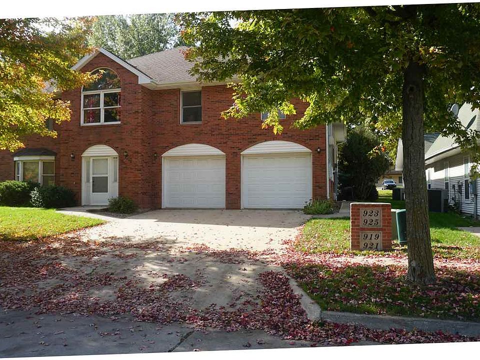 1st image of 925 Longfellow Pl
