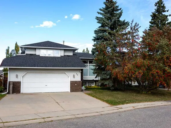 94 S Athabasca Cres, Crossfield, AB T0M 0S0