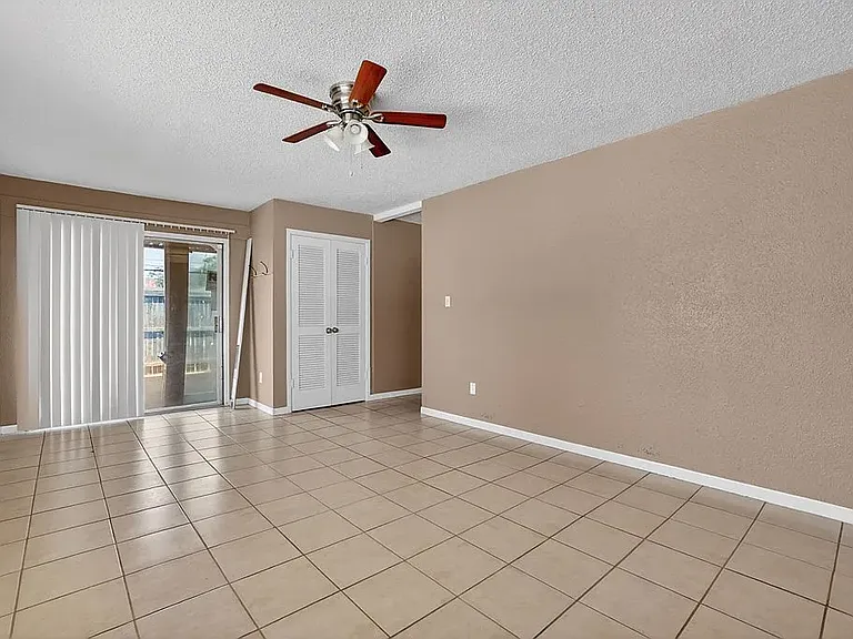 2615 Haynes Dr #B — Photo 22