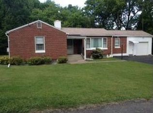 6 Norton Dr, Binghamton, NY 13905