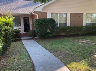 8820 Kailua Pl, Diamondhead, MS 39525