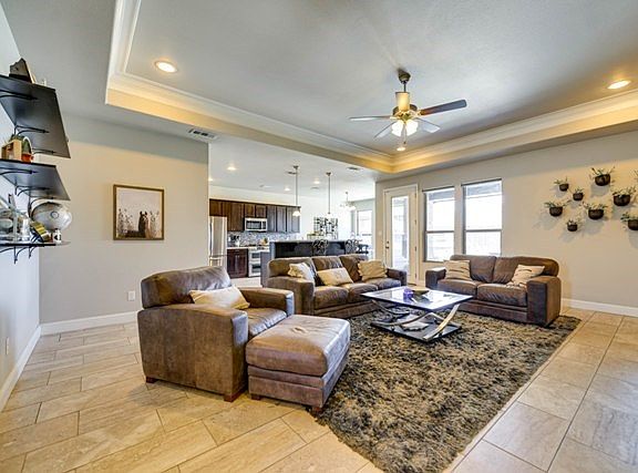 5th image of 1205 Lumina Ct
