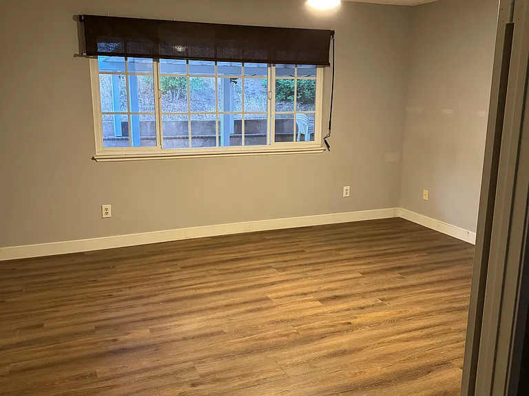 25290 Kalmia Ave — Photo 14