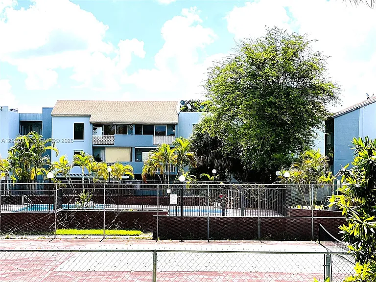 6195 W 18th Ave #G214 — Photo 8