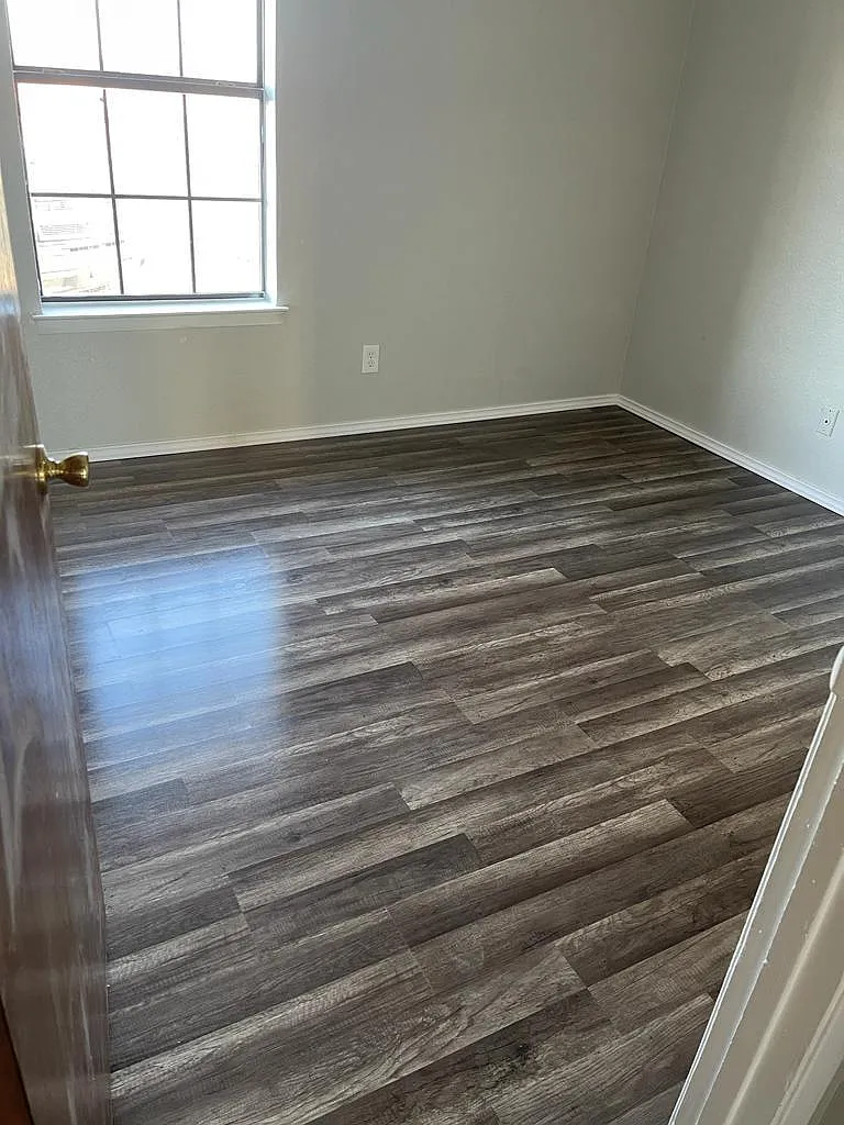 3 bed, 1.5 bath, 1203 sqft, $1,495 — Photo 1