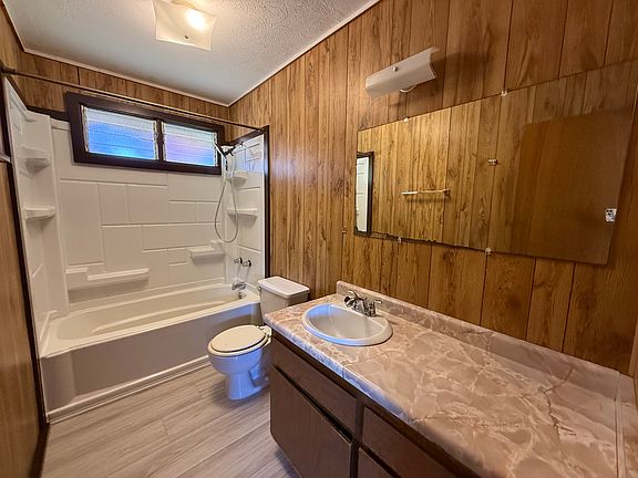 3rd image of 185 Mokuahi St