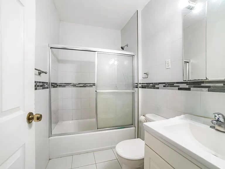9128 218th Pl — Photo 11
