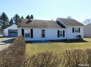 610 E Frank St, Fowlerville, MI 48836