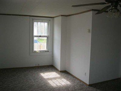 4th image of 1012 N Elm St