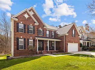 10127 Rivendell Ln, Charlotte, NC 28269