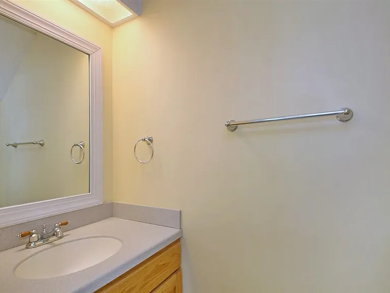 503 Pinewood Rd #5 — Photo 19