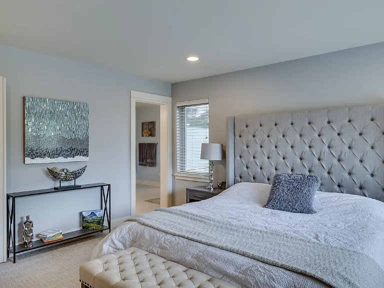 12127 NE 106th Pl — Photo 13