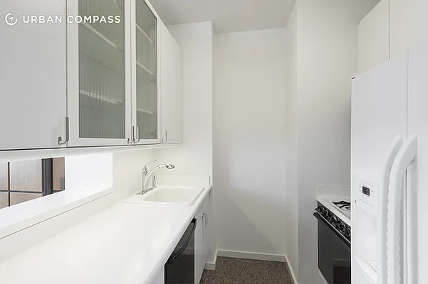 Rented by Compass | media 16