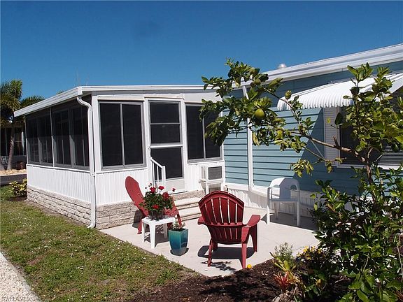 3rd image of 4929 Pinfish Ln