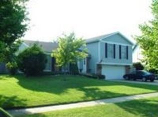 776 Covington Cir, Crystal Lake, IL 60014