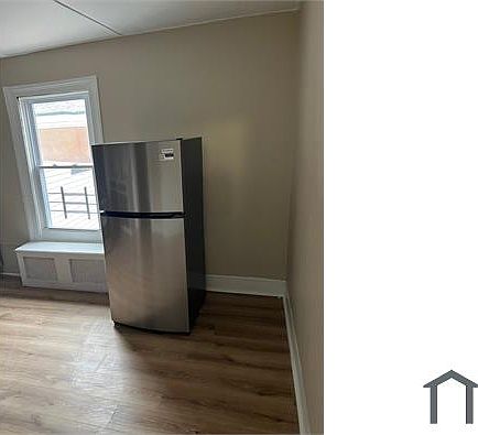 1st image of 11 N 6th Ave APT 2