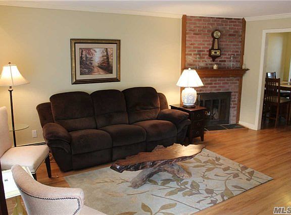 2nd image of 47 Nearwater Ave
