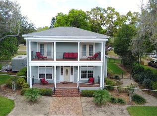 126 E Palmetto Ave, Howey In The Hills, FL 34737