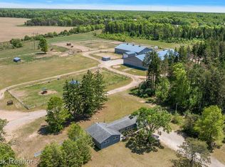 8580 Silver Creek Rd, Whitehall, MI 49461