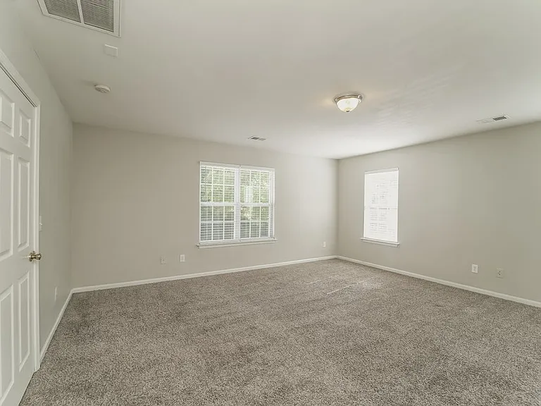 8819 Twisted Pine Dr — Photo 13