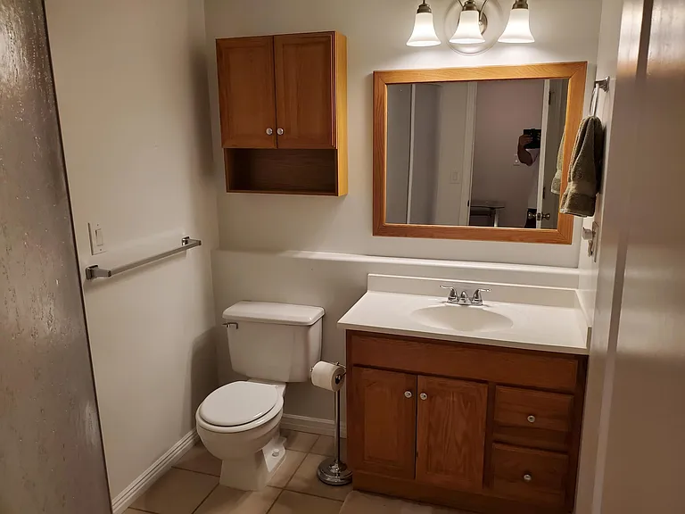 1090 N 75 W — Photo 14
