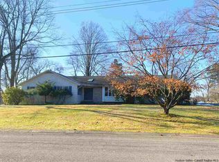 100 Sherry Ln, Kingston, NY 12401
