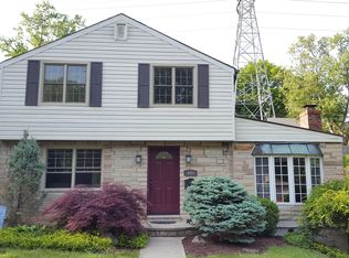445 Sleepy Hollow Rd, Pittsburgh, PA 15228
