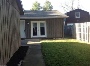 472 Sprague Rd, Berea, OH 44017