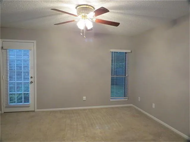 3607 Duncaster Dr — Photo 20