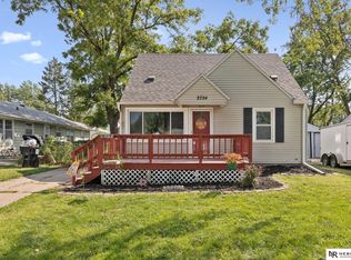 2734 N 65th St, Lincoln, NE 68507