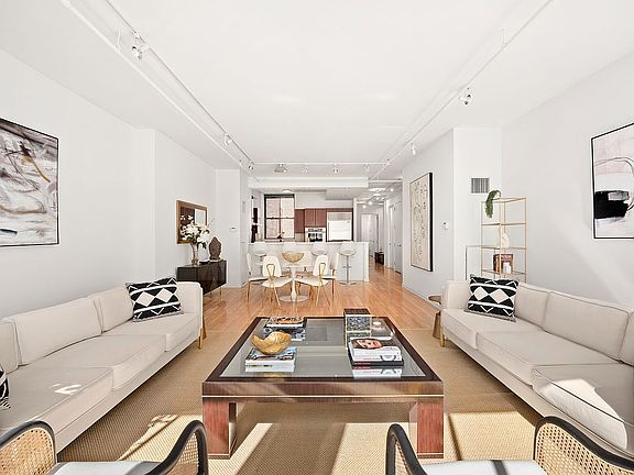 3rd image of 7 Wooster St APT 3A