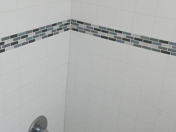 5th image of 47 Park Pl APT 2
