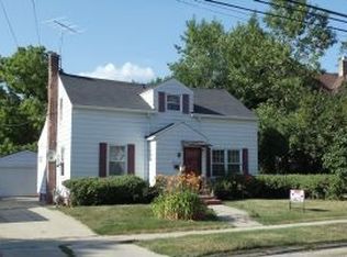 204 S 4th St W, Fort Atkinson, WI 53538