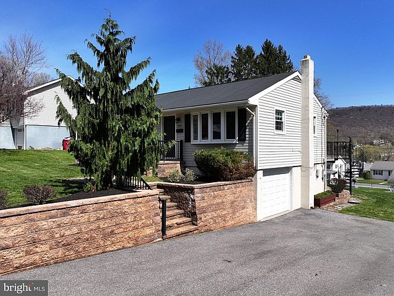 2nd image of 797 Hench St