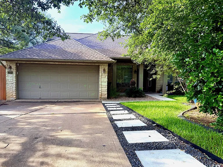 13405 Tamayo Dr — Photo 1
