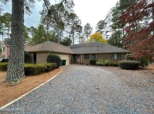 155 Tamarisk Ln, Pinehurst, NC 28374