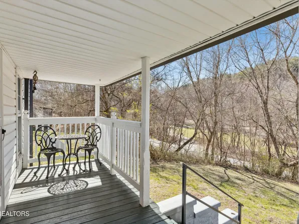 1216 Powder Springs Rd, Sevierville, TN 37876