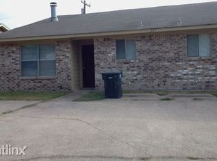 1221 April Bloom #B, College Station, TX 77840
