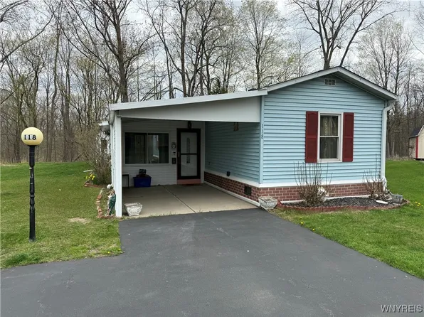 118 Burgundy Cir, Buffalo, NY 14224