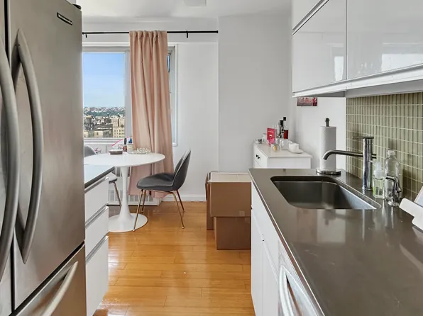 100 West 93rd Street image 1 of 6