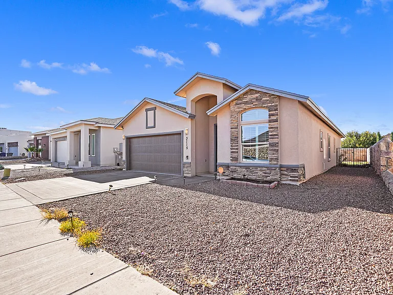 3115 Red Creek Dr — Photo 3