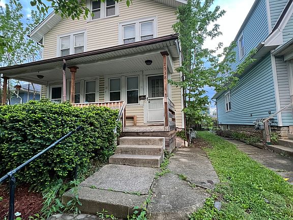 2nd image of 2538 Deming Ave