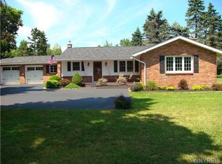 8950 Sheridan Dr, Clarence, NY 14031