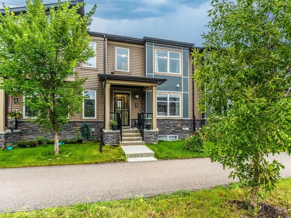 245 S Cityscape Blvd NE, Calgary, AB T3N 0X2