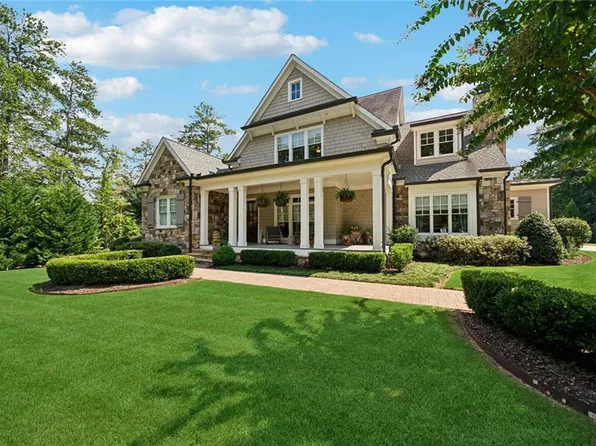 375 Hembree Rd, Roswell, GA 30075
