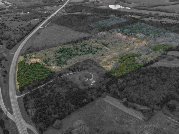 5781 Cecil Dr, Ozawkie, KS 66070