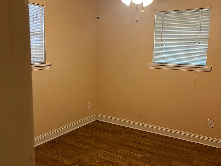 4837 Shalimar Dr — Photo 6