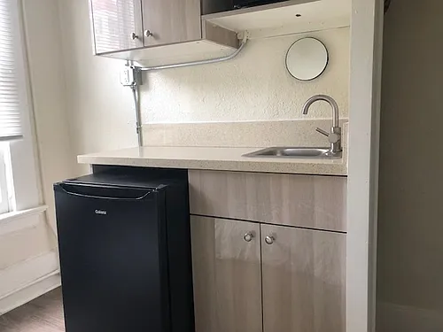 402 Broadway Photo 1
