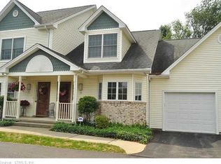 102 Kebalo Ln, South Windsor, CT 06074